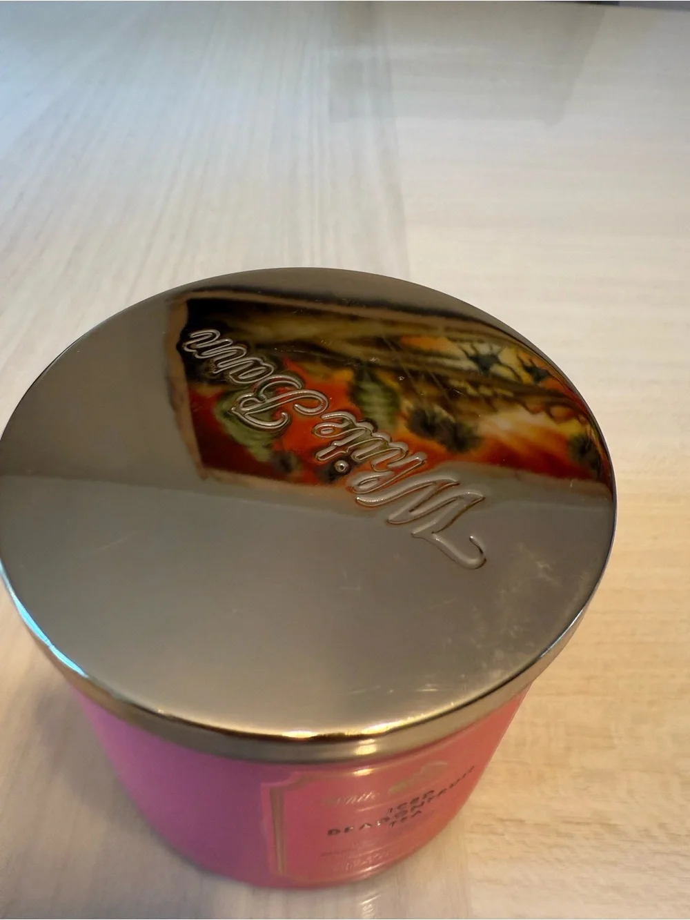Bath & Body Works White Barn Iced Dragonfruit Tea 3 Wick Scented Candle Pink